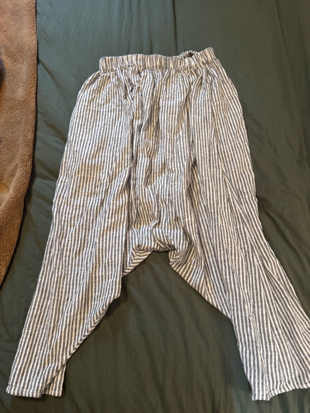 STATE Striped White and Gray Harem Pants